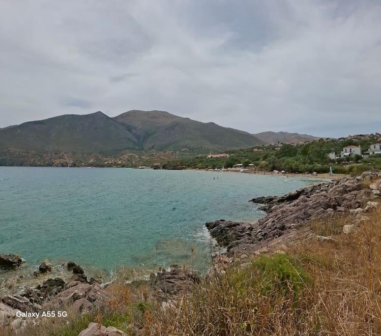 Elaida- Πολυτελής Βίλα-Θέα Θάλασσα, Μάνη Skoutarion Exterior photo