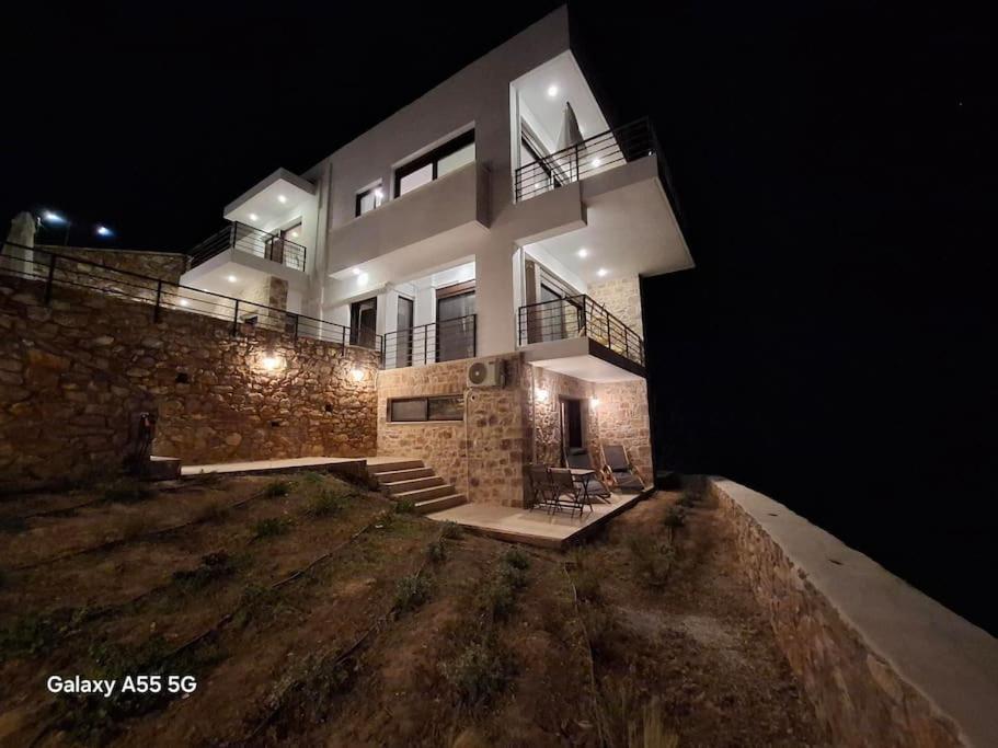 Elaida- Πολυτελής Βίλα-Θέα Θάλασσα, Μάνη Skoutarion Exterior photo